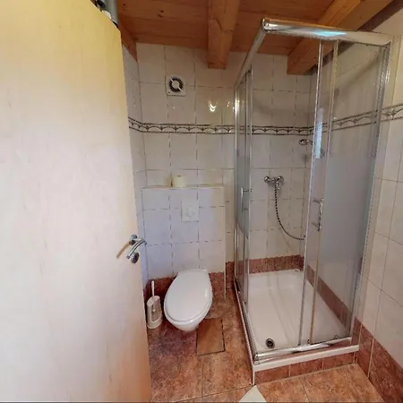 In Bodensdorf Near Ossiach * Tratten (Feldkirchen)